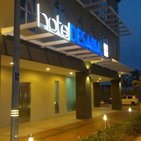 Hotel Desaria Petaling Dzsaja Kültér fotó